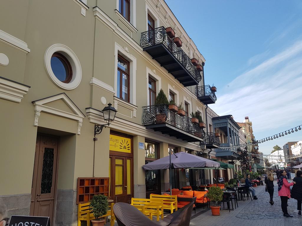 Apartament On Aghmashenebeli 26 Tbilisi Bagian luar foto