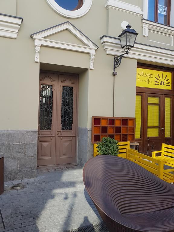 Apartament On Aghmashenebeli 26 Tbilisi Bagian luar foto