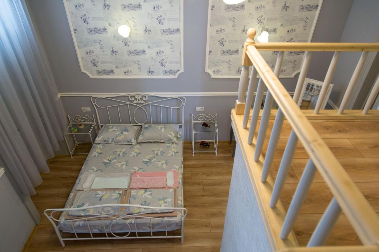 Apartament On Aghmashenebeli 26 Tbilisi Bagian luar foto