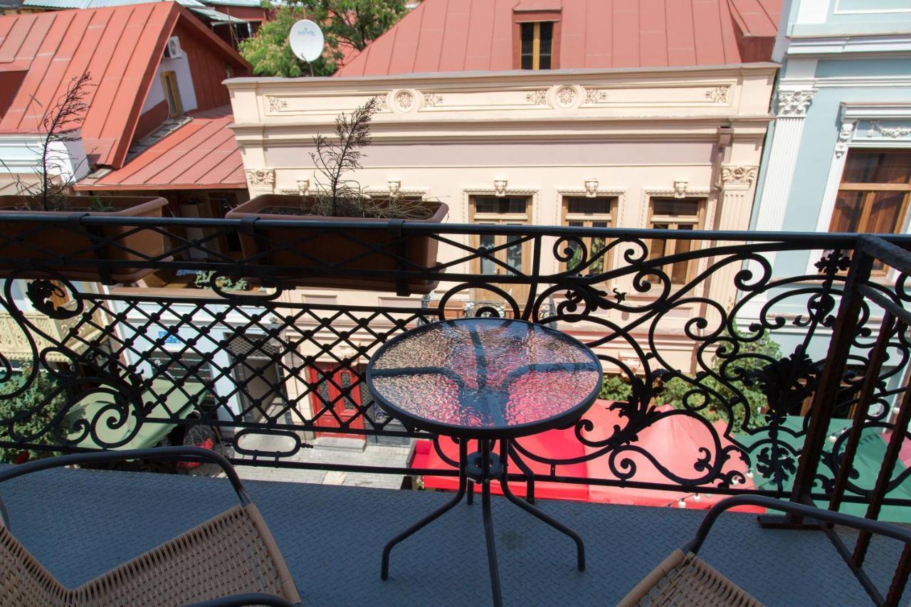 Apartament On Aghmashenebeli 26 Tbilisi Bagian luar foto
