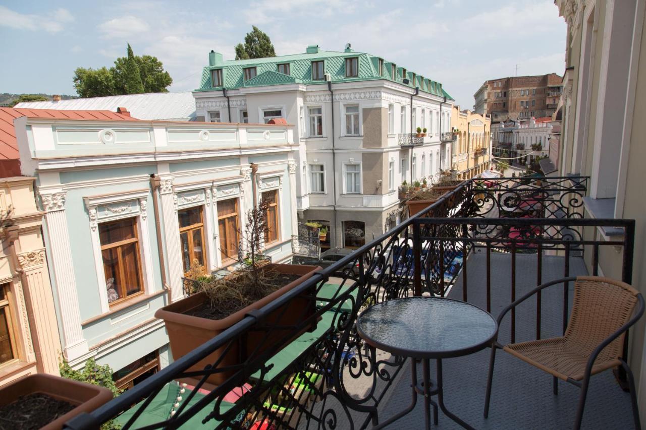 Apartament On Aghmashenebeli 26 Tbilisi Bagian luar foto