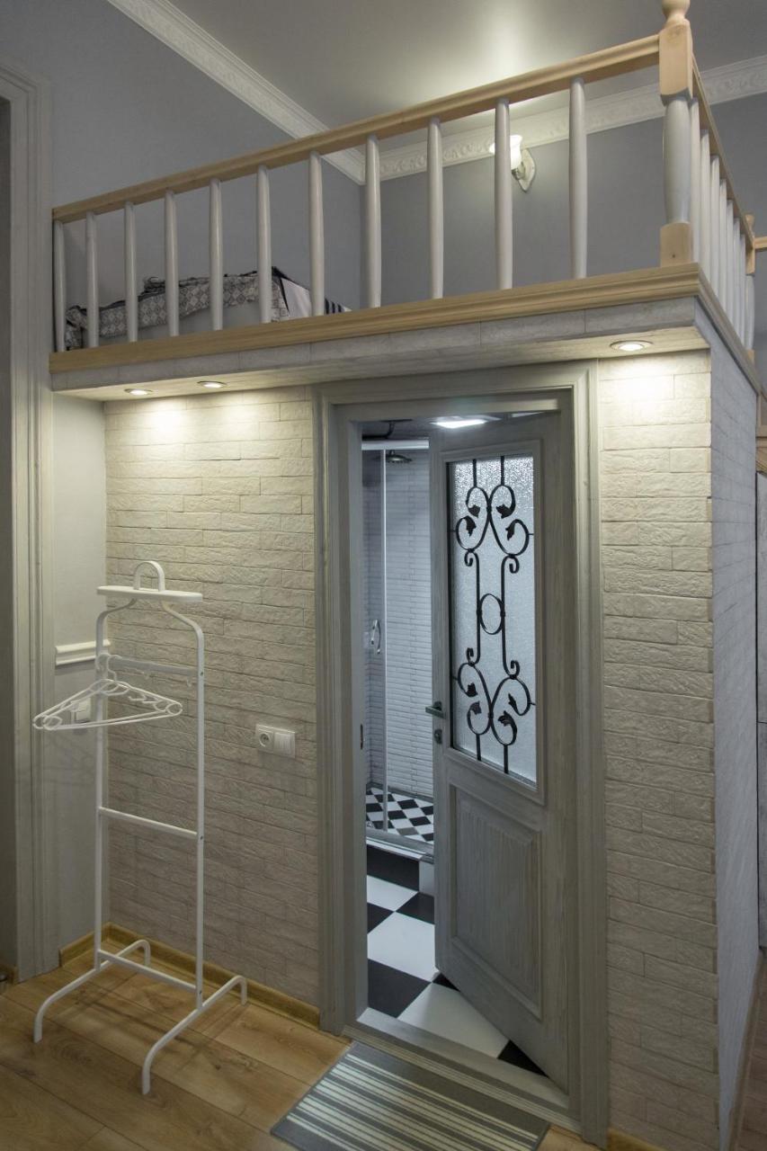 Apartament On Aghmashenebeli 26 Tbilisi Bagian luar foto